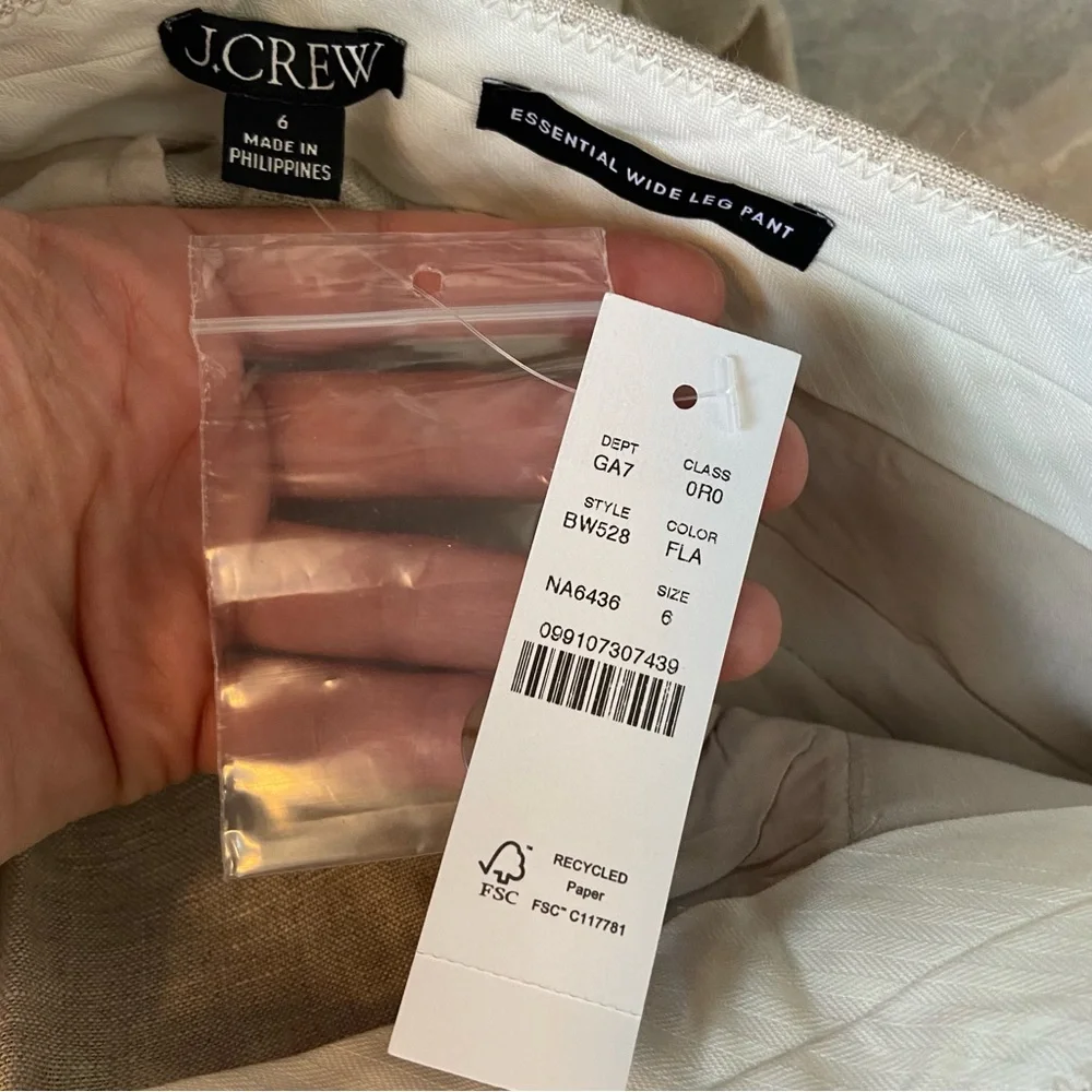 J. Crew - Wide-leg essential pant in linen - Flax Size 6 BW528 - NWT unopened - Picture 5 of 11